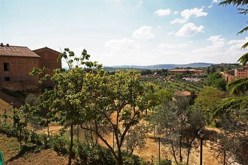 Le Camerine Di Silvia 2 Hotel Siena Esterno foto